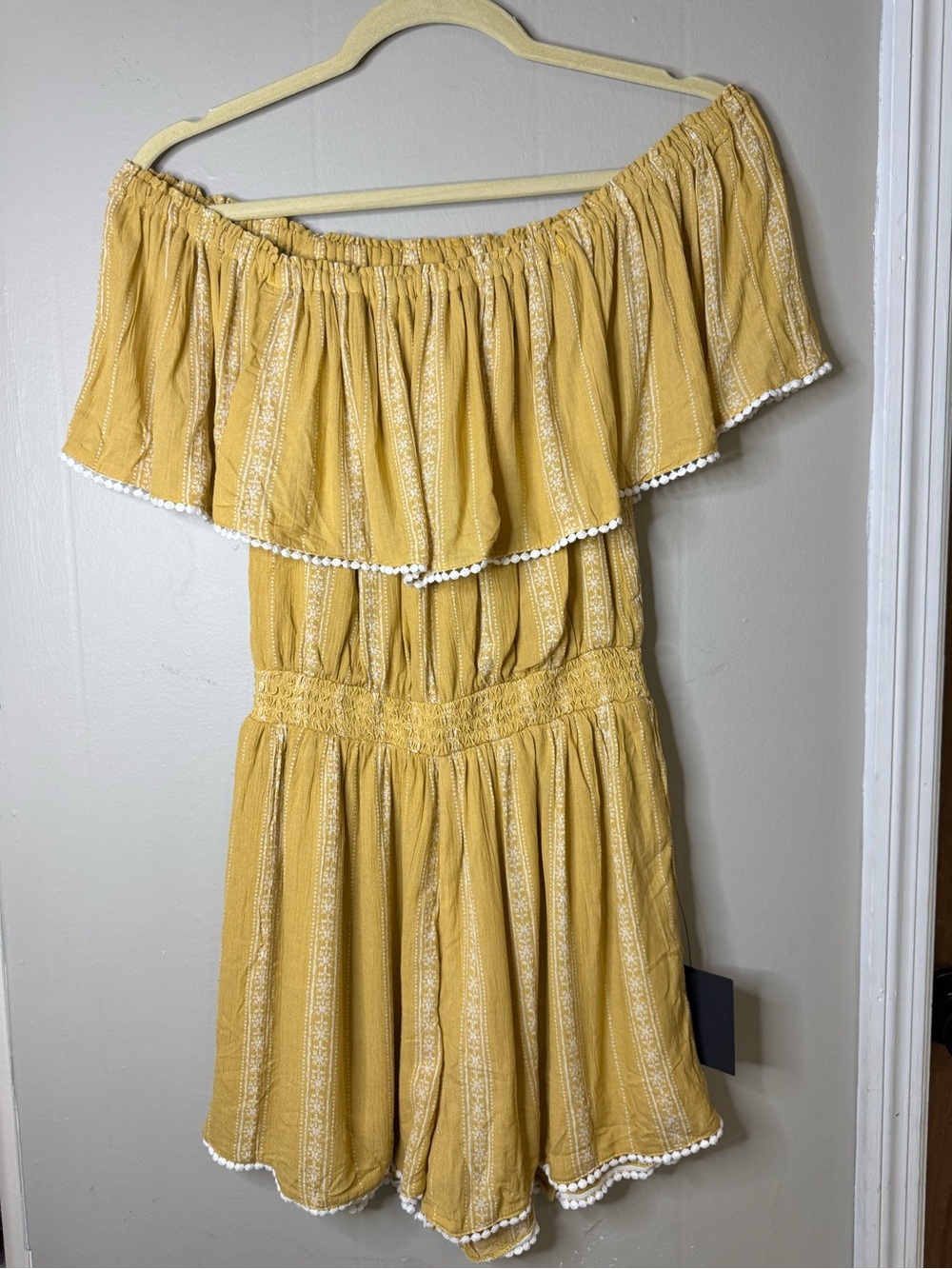 Lulus NWT Yellow Off-The-Shoulder Romper With Pom Pom Trim Size Small